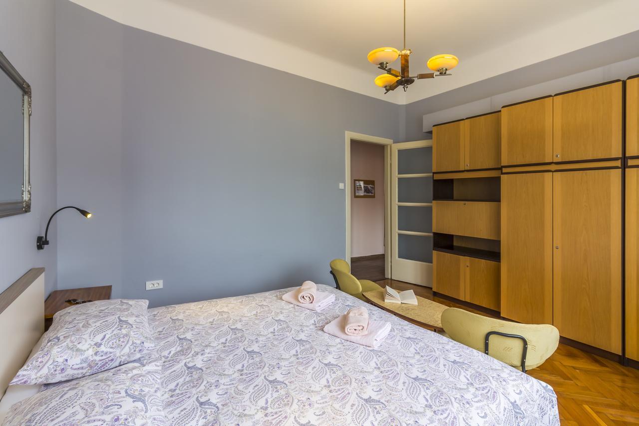 Spacious & Smart Center Apartment Pula Exterior photo
