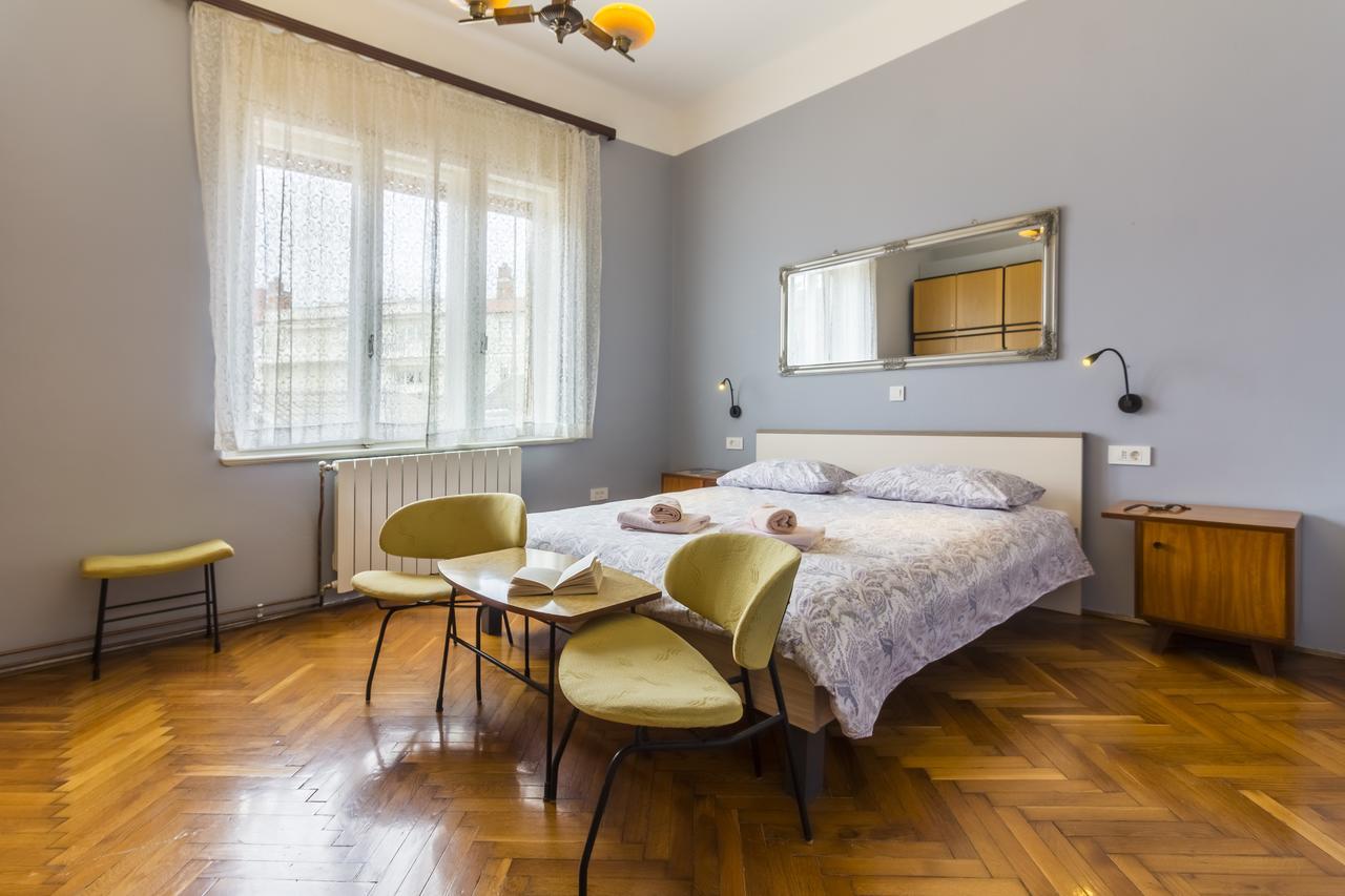 Spacious & Smart Center Apartment Pula Exterior photo
